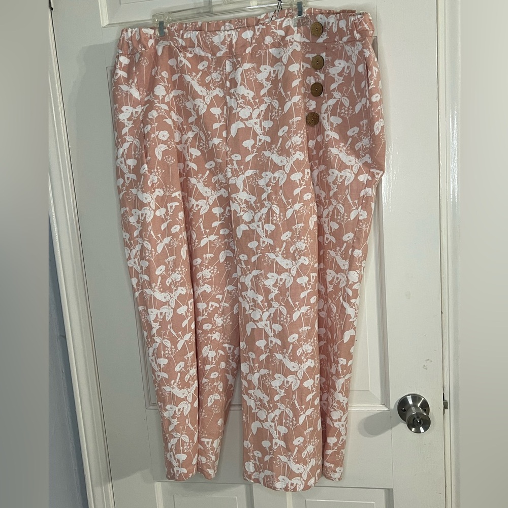 Kaktus Pink and White Floral Pants